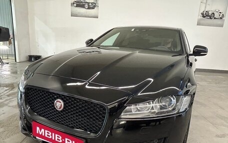 Jaguar XF II, 2018 год, 2 950 000 рублей, 1 фотография