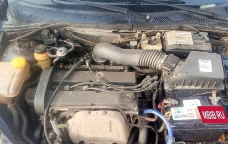 Ford Focus IV, 2001 год, 400 000 рублей, 6 фотография