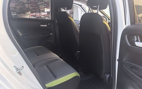 Honda Fit, 2021 год, 1 400 000 рублей, 11 фотография