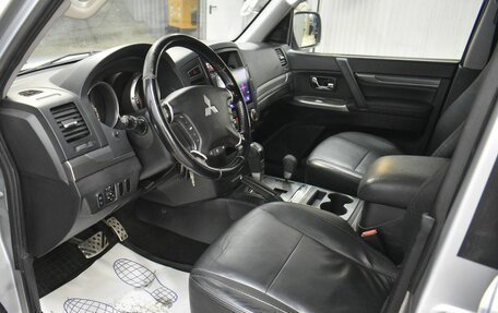 Mitsubishi Pajero IV, 2011 год, 1 700 000 рублей, 10 фотография