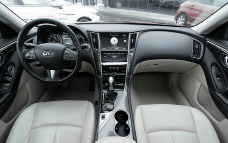 Infiniti Q50 I рестайлинг, 2015 год, 2 040 000 рублей, 8 фотография