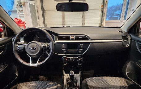 KIA Rio IV, 2017 год, 1 170 000 рублей, 12 фотография