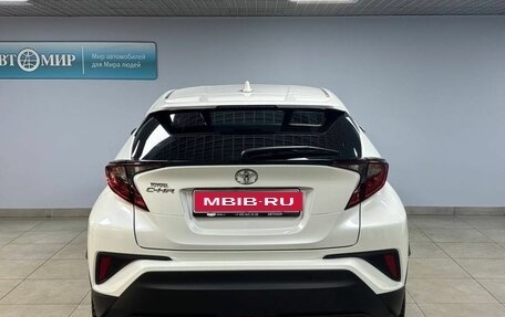 Toyota C-HR I рестайлинг, 2021 год, 2 530 000 рублей, 6 фотография