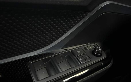 Toyota C-HR I рестайлинг, 2021 год, 2 530 000 рублей, 22 фотография