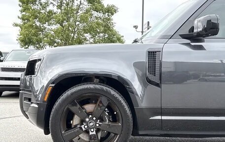 Land Rover Defender II, 2024 год, 18 270 710 рублей, 6 фотография