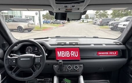Land Rover Defender II, 2024 год, 18 270 710 рублей, 7 фотография