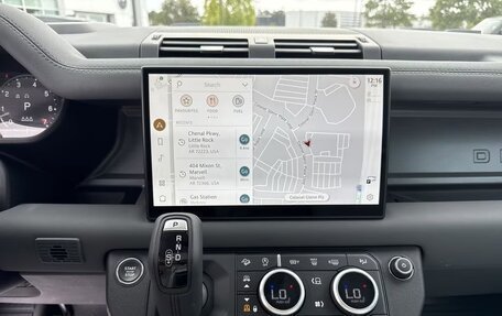 Land Rover Defender II, 2024 год, 18 270 710 рублей, 17 фотография