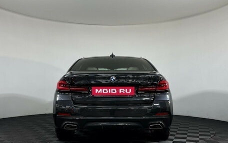 BMW 5 серия, 2021 год, 6 387 000 рублей, 4 фотография