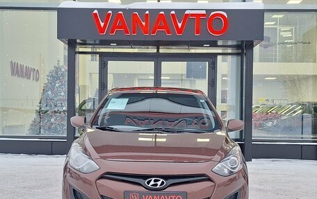 Hyundai i30 II рестайлинг, 2013 год, 880 000 рублей, 2 фотография