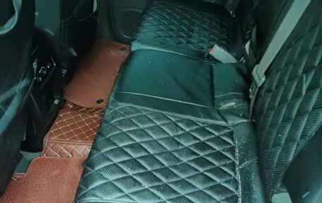 Toyota Land Cruiser Prado 120 рестайлинг, 2008 год, 1 900 000 рублей, 6 фотография