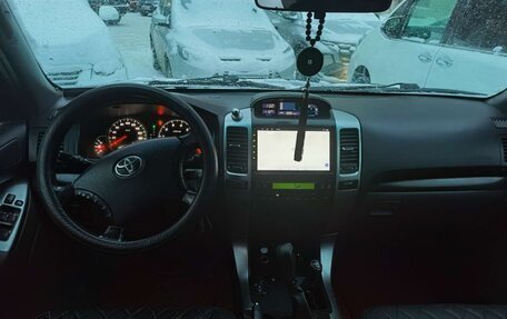 Toyota Land Cruiser Prado 120 рестайлинг, 2008 год, 1 900 000 рублей, 7 фотография