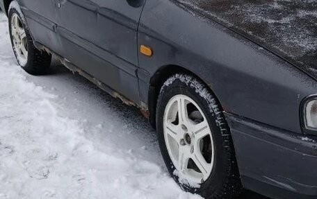 Nissan Primera II рестайлинг, 1992 год, 110 000 рублей, 3 фотография