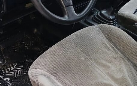 Nissan Primera II рестайлинг, 1992 год, 110 000 рублей, 11 фотография