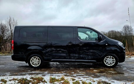 Peugeot Traveller I, 2018 год, 2 665 000 рублей, 2 фотография