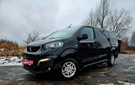 Peugeot Traveller I, 2018 год, 2 665 000 рублей, 7 фотография