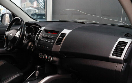 Mitsubishi Outlander III рестайлинг 3, 2007 год, 1 130 000 рублей, 9 фотография