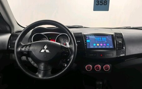 Mitsubishi Outlander III рестайлинг 3, 2007 год, 740 000 рублей, 11 фотография