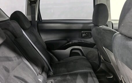 Mitsubishi Outlander III рестайлинг 3, 2007 год, 740 000 рублей, 19 фотография