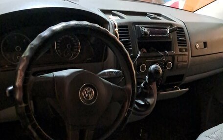 Volkswagen Caravelle T5, 2011 год, 1 900 000 рублей, 2 фотография