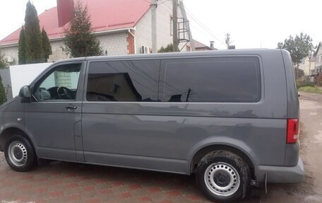 Volkswagen Caravelle T5, 2011 год, 1 900 000 рублей, 5 фотография