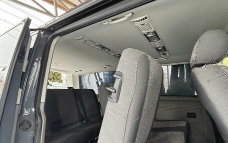 Volkswagen Caravelle T5, 2011 год, 1 900 000 рублей, 7 фотография