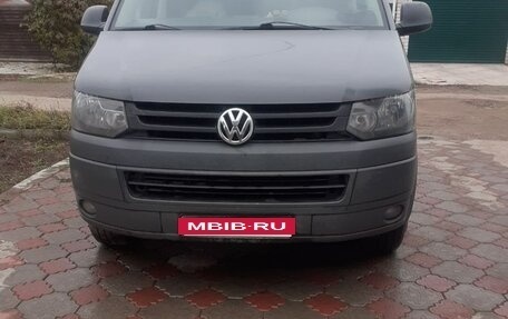 Volkswagen Caravelle T5, 2011 год, 1 900 000 рублей, 3 фотография
