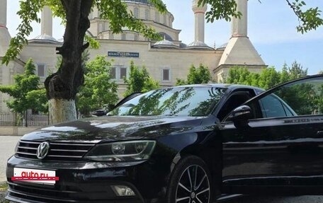 Volkswagen Jetta VI, 2015 год, 1 150 000 рублей, 2 фотография