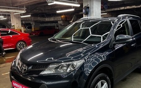 Toyota RAV4, 2015 год, 2 010 000 рублей, 1 фотография