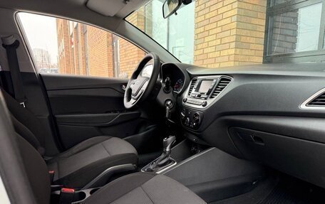 Hyundai Solaris II рестайлинг, 2018 год, 970 000 рублей, 10 фотография