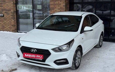 Hyundai Solaris II рестайлинг, 2018 год, 970 000 рублей, 2 фотография