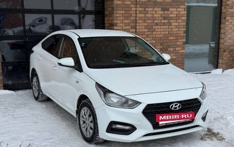 Hyundai Solaris II рестайлинг, 2018 год, 970 000 рублей, 8 фотография