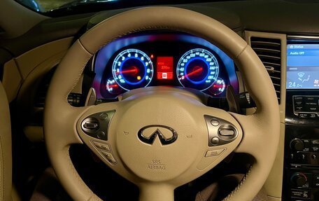 Infiniti FX II, 2008 год, 1 650 000 рублей, 19 фотография