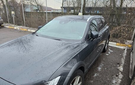 Volvo V90 Cross Country I рестайлинг, 2018 год, 3 500 000 рублей, 2 фотография