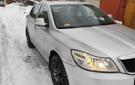 Skoda Octavia, 2012 год, 650 000 рублей, 3 фотография