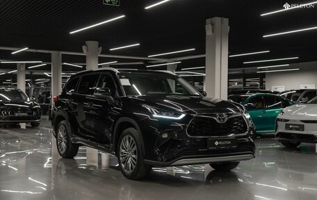 Toyota Highlander, 2025 год, 5 730 000 рублей, 2 фотография