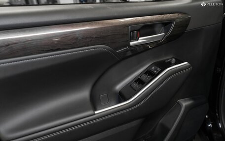 Toyota Highlander, 2025 год, 5 730 000 рублей, 16 фотография