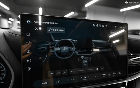 Toyota Highlander, 2025 год, 5 730 000 рублей, 21 фотография