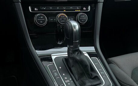 Volkswagen Golf VII, 2018 год, 2 078 800 рублей, 15 фотография