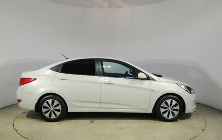 Hyundai Solaris II рестайлинг, 2015 год, 1 050 000 рублей, 8 фотография