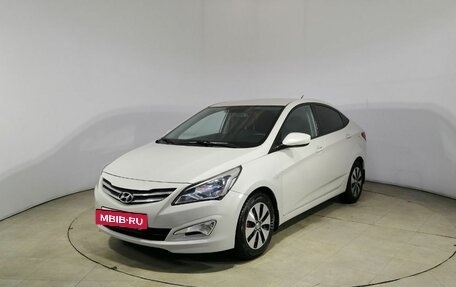 Hyundai Solaris II рестайлинг, 2015 год, 1 050 000 рублей, 5 фотография