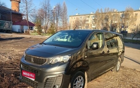 Peugeot Traveller I, 2019 год, 4 886 000 рублей, 1 фотография