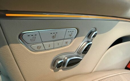 Mercedes-Benz V-Класс, 2022 год, 8 800 000 рублей, 17 фотография