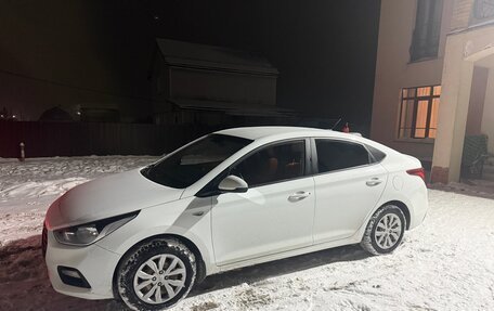 Hyundai Solaris II рестайлинг, 2019 год, 1 450 000 рублей, 4 фотография