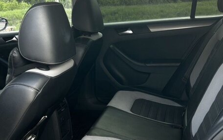 Volkswagen Jetta VI, 2011 год, 890 000 рублей, 9 фотография