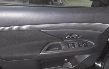 Mitsubishi Outlander III рестайлинг 3, 2013 год, 1 700 000 рублей, 8 фотография