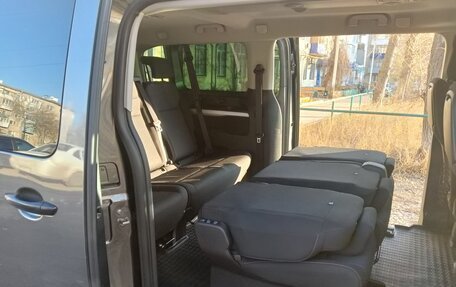 Peugeot Traveller I, 2019 год, 4 886 000 рублей, 9 фотография