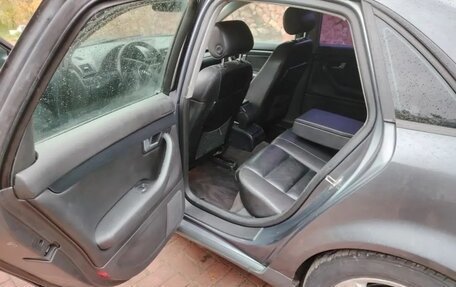 Audi A4, 2002 год, 558 000 рублей, 28 фотография