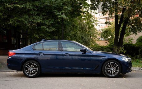 BMW 5 серия, 2018 год, 2 750 000 рублей, 3 фотография