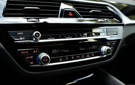 BMW 5 серия, 2018 год, 2 750 000 рублей, 17 фотография