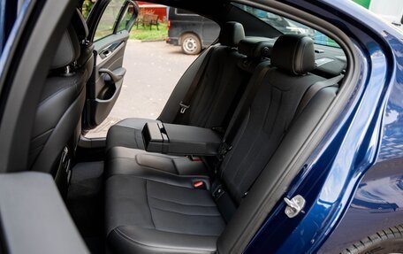 BMW 5 серия, 2018 год, 2 750 000 рублей, 24 фотография